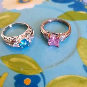 Bundle of two rings, blue and pink